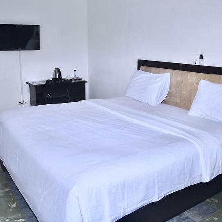 Hotel La Couronne Rw Yaoundé Eksteriør bilde